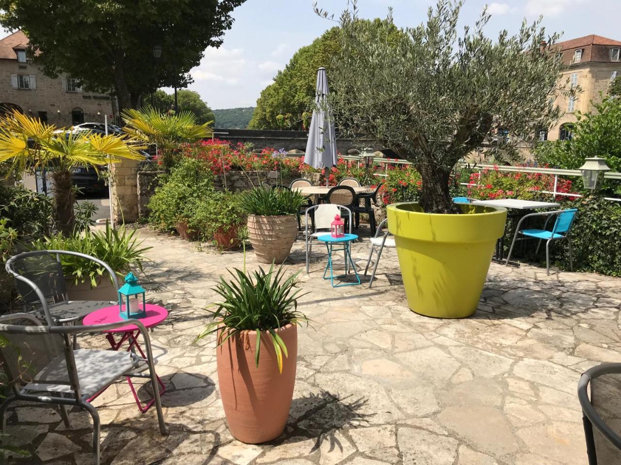 Hotel Des Bains Figeac Eksteriør bilde