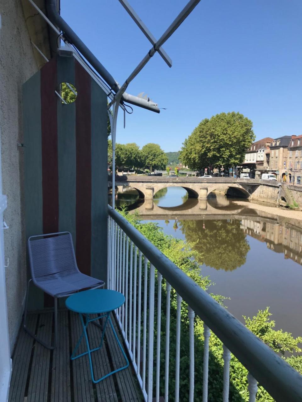 Hotel Des Bains Figeac Eksteriør bilde